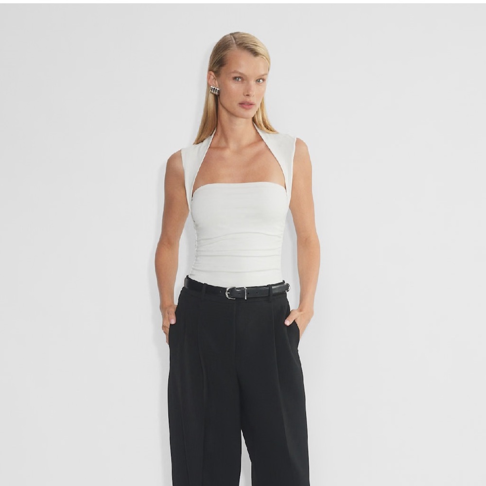 NWT Aritzia contour flourish bodysuit